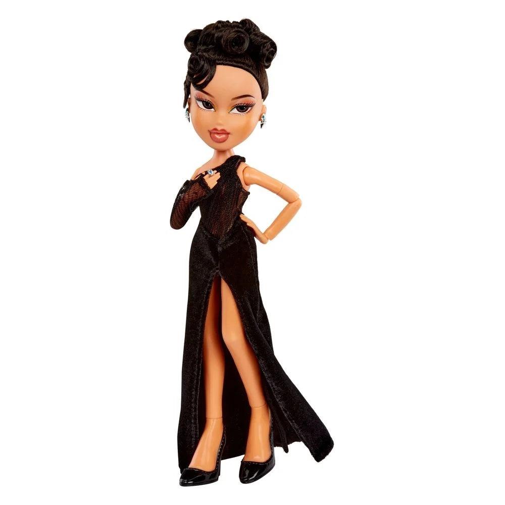 Bratz x Kylie Jenner Night Fashion Doll Toy - MGA - Ginga Toys