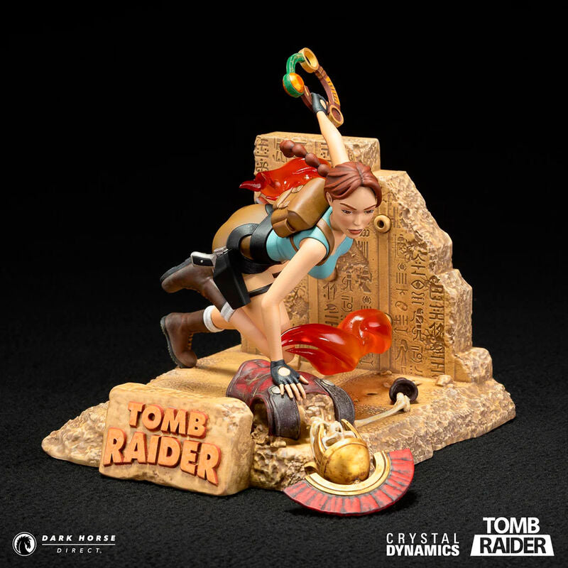 Tomb Raider – Lara Croft 16.5 cm PVC Figure by Dark Horse