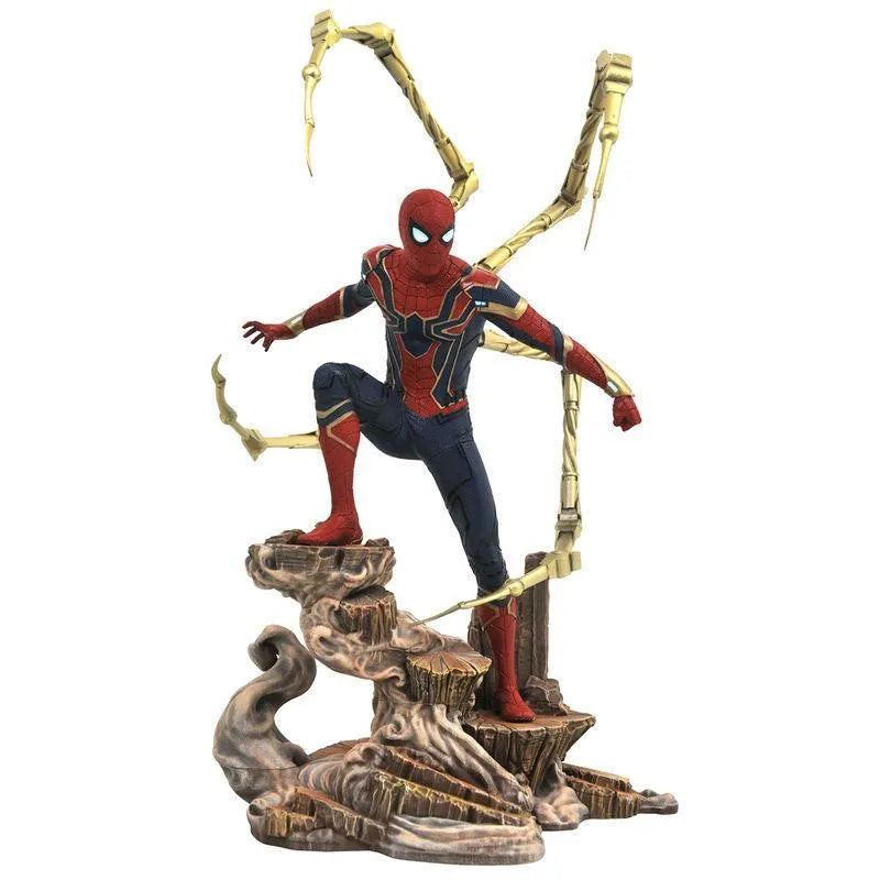 Marvel Avengers Infinity War Gallery Iron Spider-Man Figure - Diamond Select - Ginga Toys