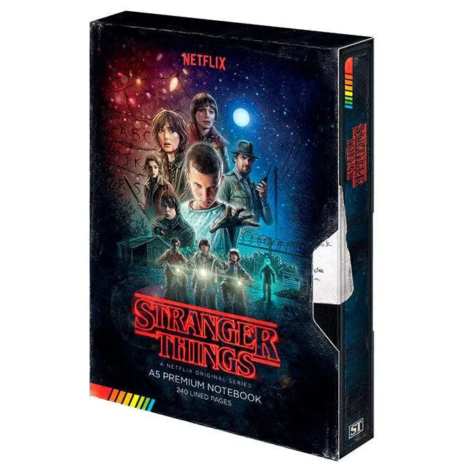 Stranger Things VHS A5 Premium Notebook - Pyramid International - Ginga Toys