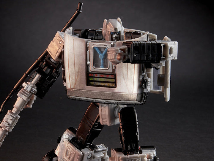 Transformers Collaborative Back to the Future x Transformers Gigawatt Action Figure - Ginga Toys