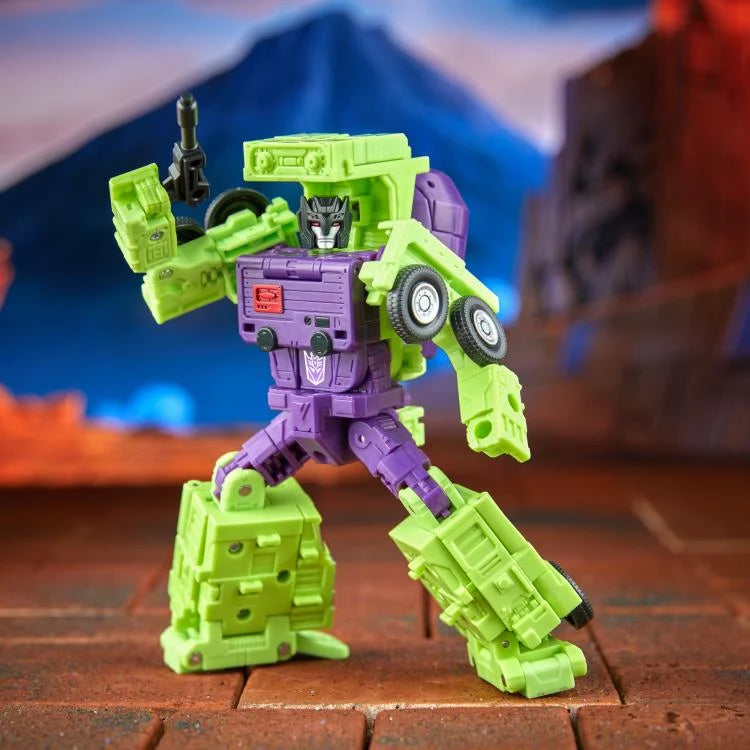 The Transformers: The Movie Studio Series Voyager Class Constructicon Mixmaster Action Figure - Ginga Toys