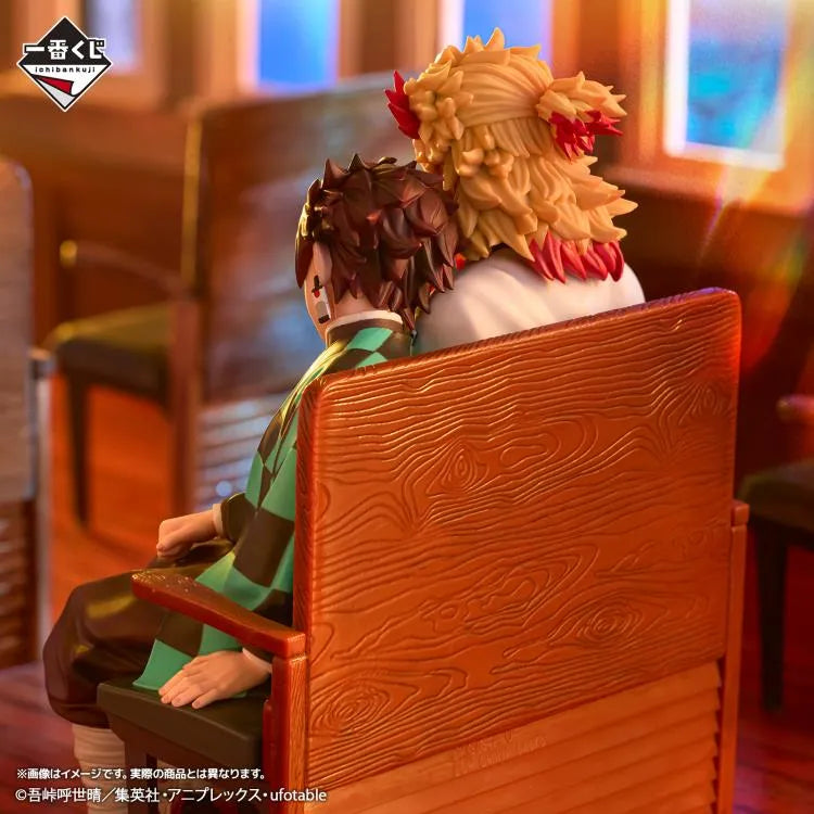 Demon Slayer: Kimetsu no Yaiba Ichibansho Revible Moment Tanjiro Kamado & Kyojuro Rengoku (Locus) Figure