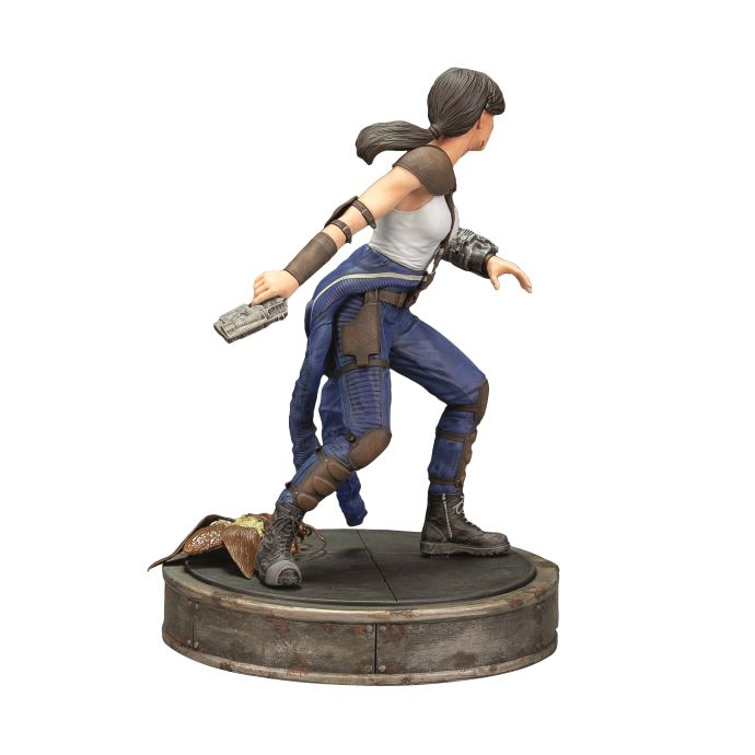 Fallout (TV Series) Lucy Figure 7.5" - Ginga Toys