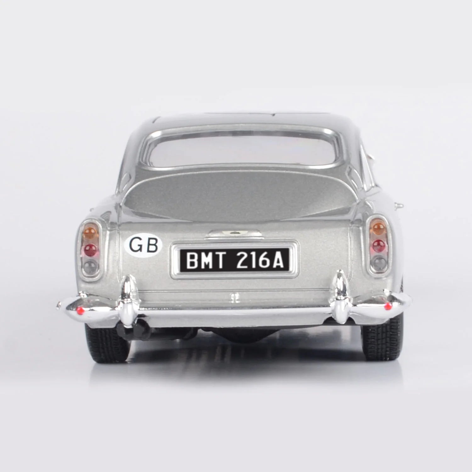 James Bond Aston Martin DB5 Model Car Goldfinger Edition - Ginga Toys