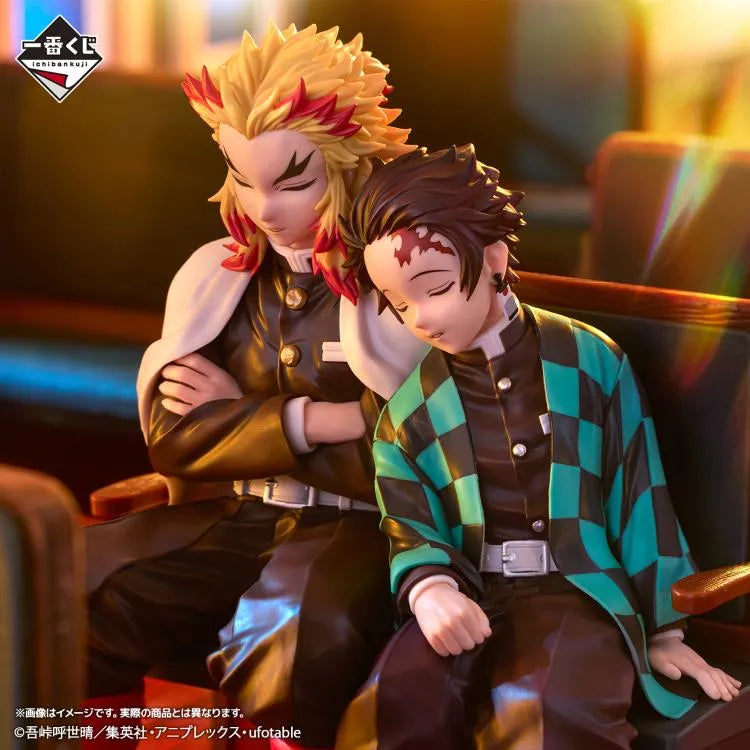 Demon Slayer: Kimetsu no Yaiba Ichibansho Revible Moment Tanjiro Kamado & Kyojuro Rengoku (Locus) Figure