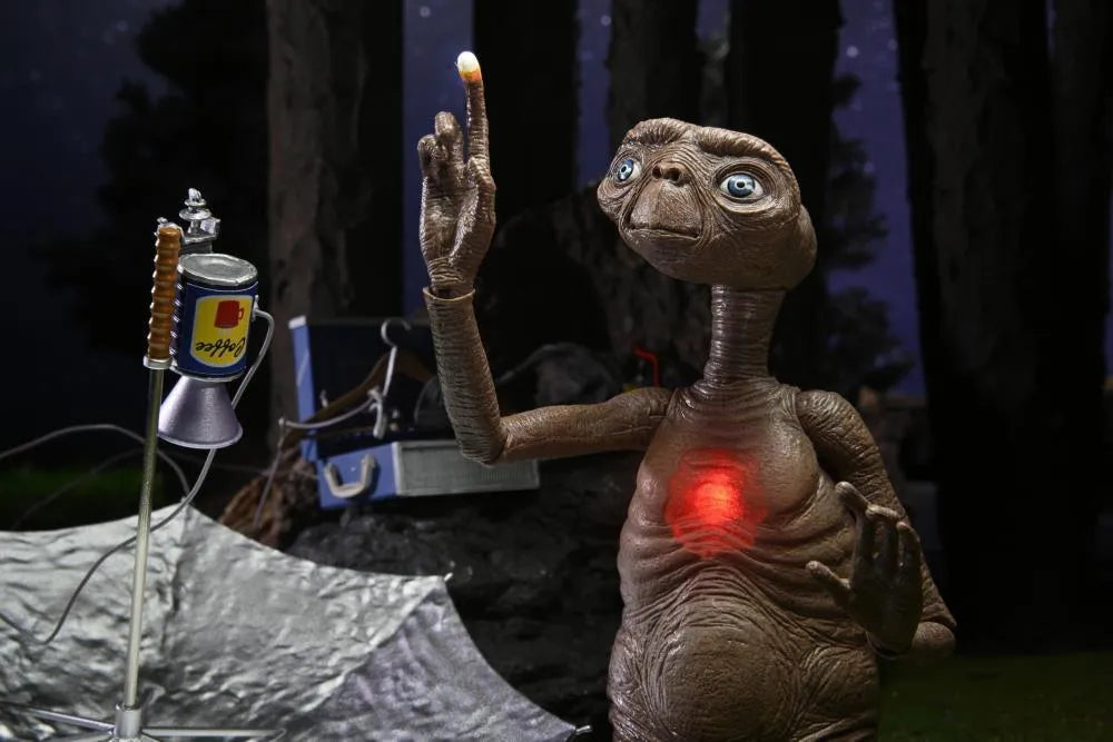 E.T. The Extra-Terrestrial 40th Anniversary Ultimate E.T. Deluxe Set - Neca - Ginga Toys