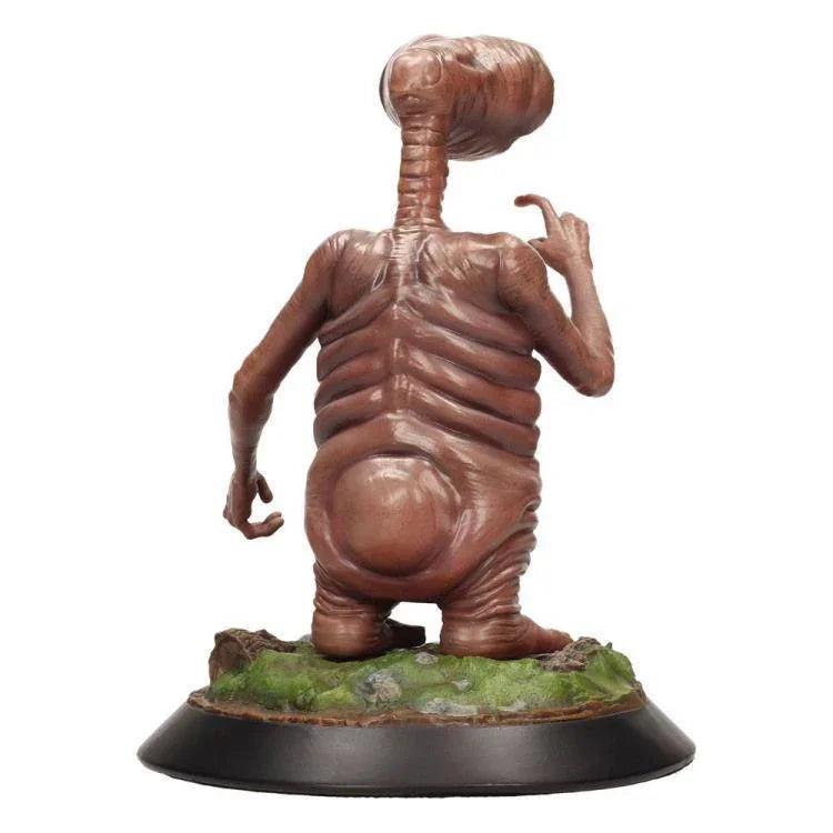E.T. the Extra-Terrestrial E.T. 1/4 Scale Limited Edition Statue - SD Toys - Ginga Toys