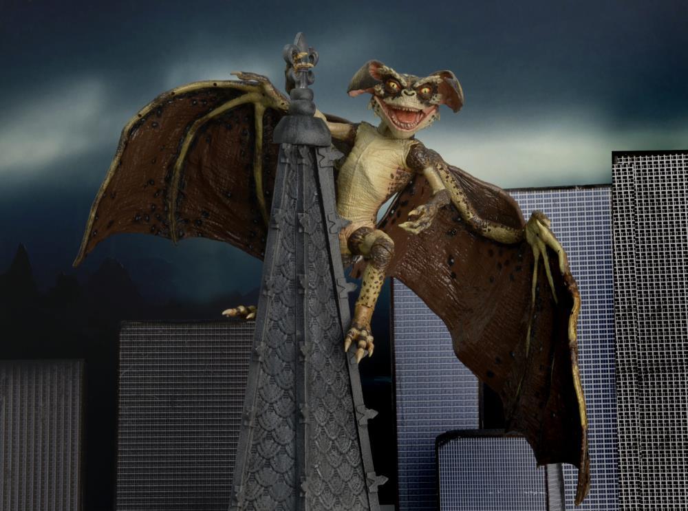 Gremlins 2 Bat Gremlin Deluxe Figure - Neca - Ginga Toys