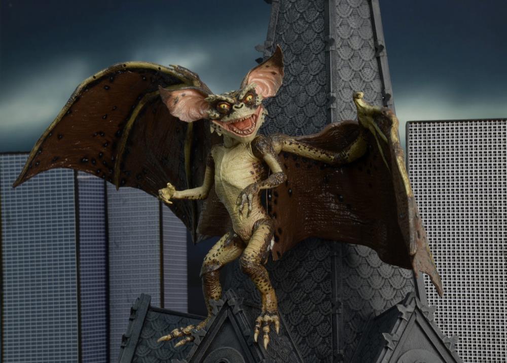 Gremlins 2 Bat Gremlin Deluxe Figure - Neca - Ginga Toys