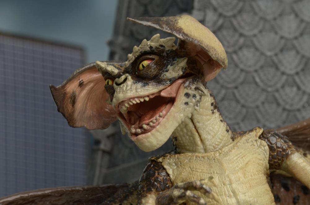 Gremlins 2 Bat Gremlin Deluxe Figure - Neca - Ginga Toys