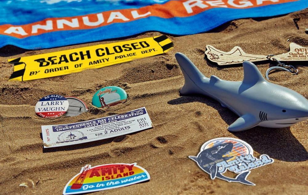 Jaws Amity Island Summer of '75 Kit - Doctor Collector - Ginga Toys