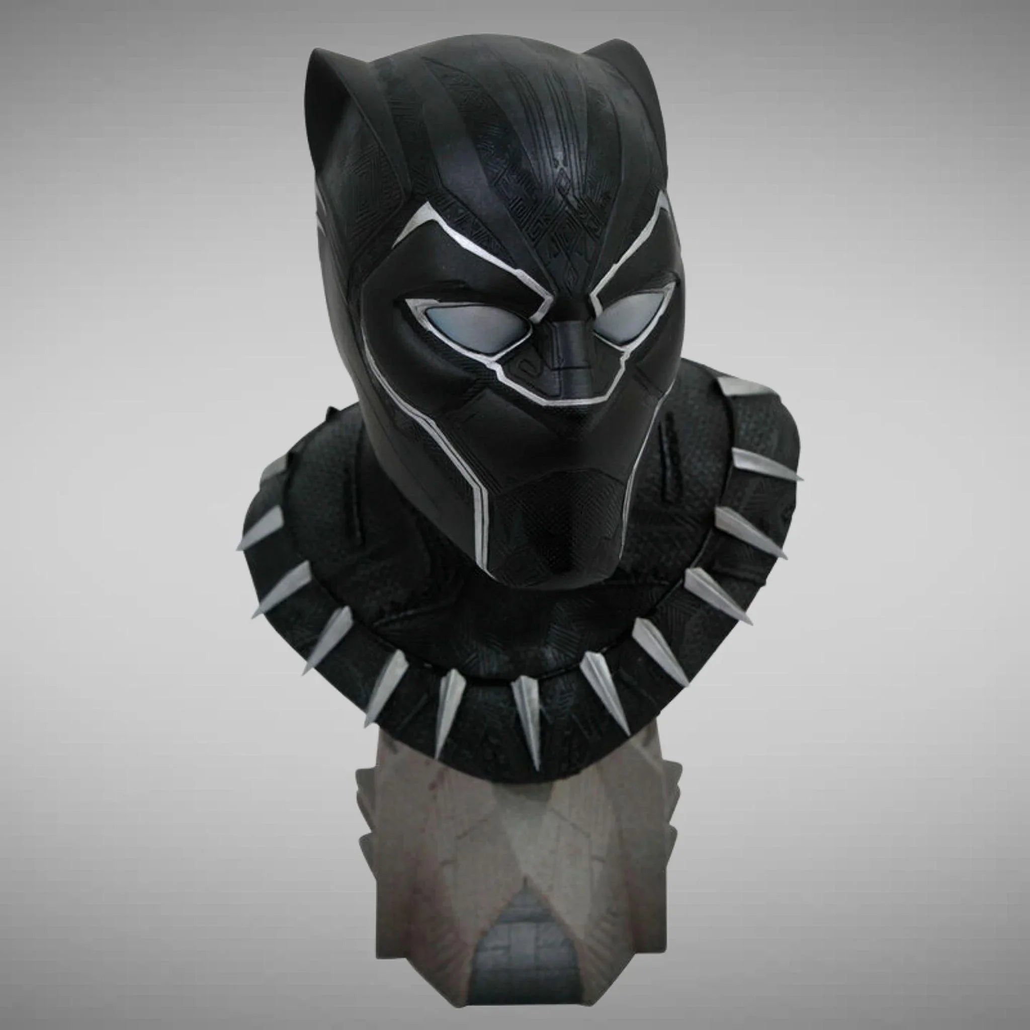 Marvel Black Panther Legends in 3D Black Panther 1/2 Scale Limited Edition Bust - Diamond Select - Ginga Toys