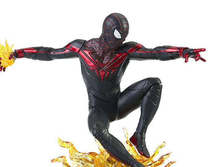 Marvel's Spider-Man: Miles Morales Gallery Spider-Man Figure Diorama - Diamond Select - Ginga Toys
