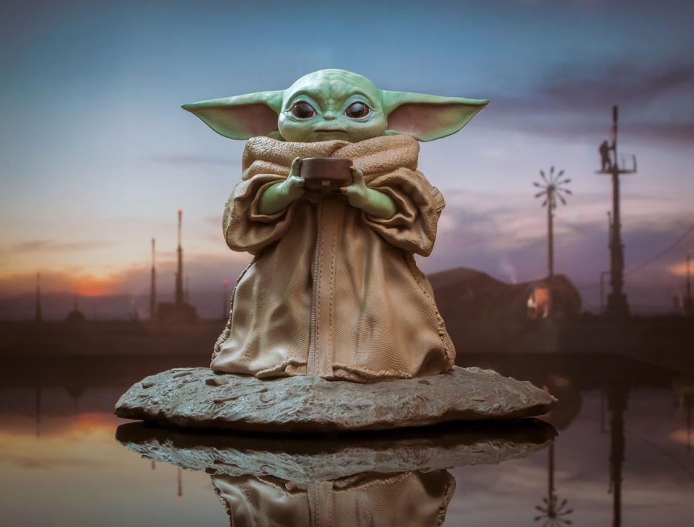 Star Wars The Mandalorian The Child Soup Premier Collection Statue - Diamond Select - Ginga Toys