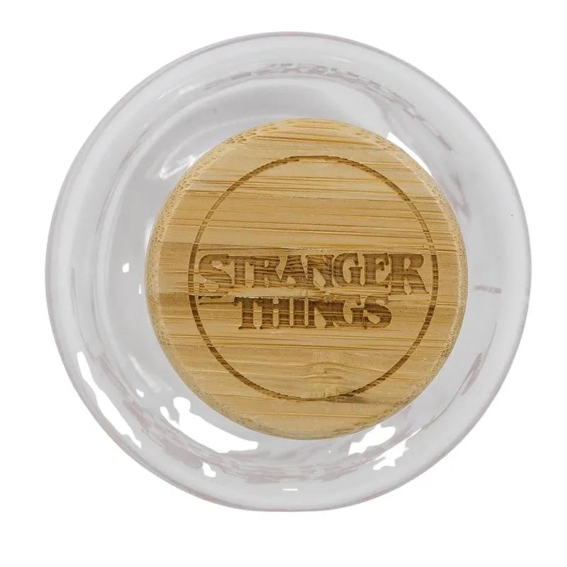 Stranger Things Glass Bottle 620ml - Stor - Ginga Toys