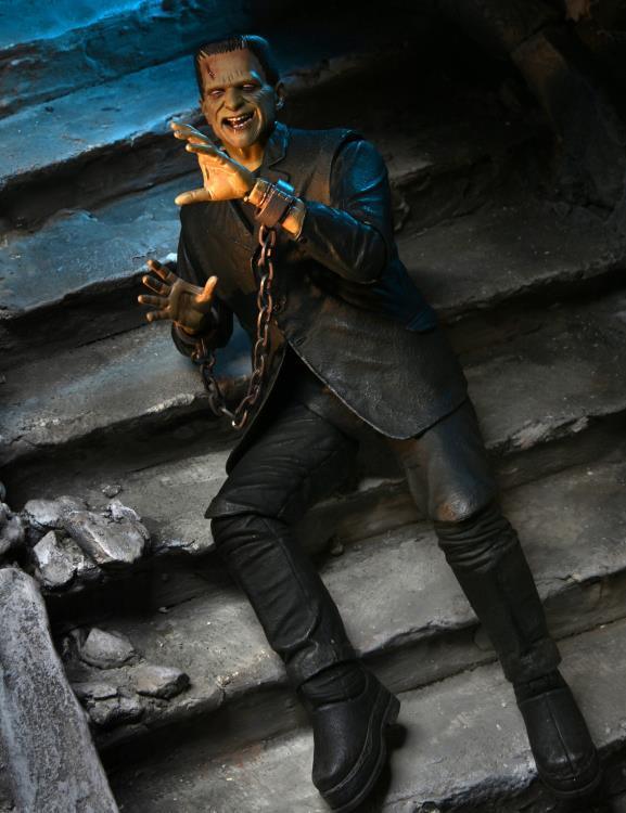Universal Monsters Ultimate Frankenstein's Monster (Color) 7" Scale Figure - Neca - Ginga Toys