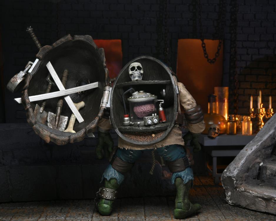 Universal Monsters x Teenage Mutant Ninja Turtles Ultimate Leonardo as The Hunchback Figure - Neca - Ginga Toys